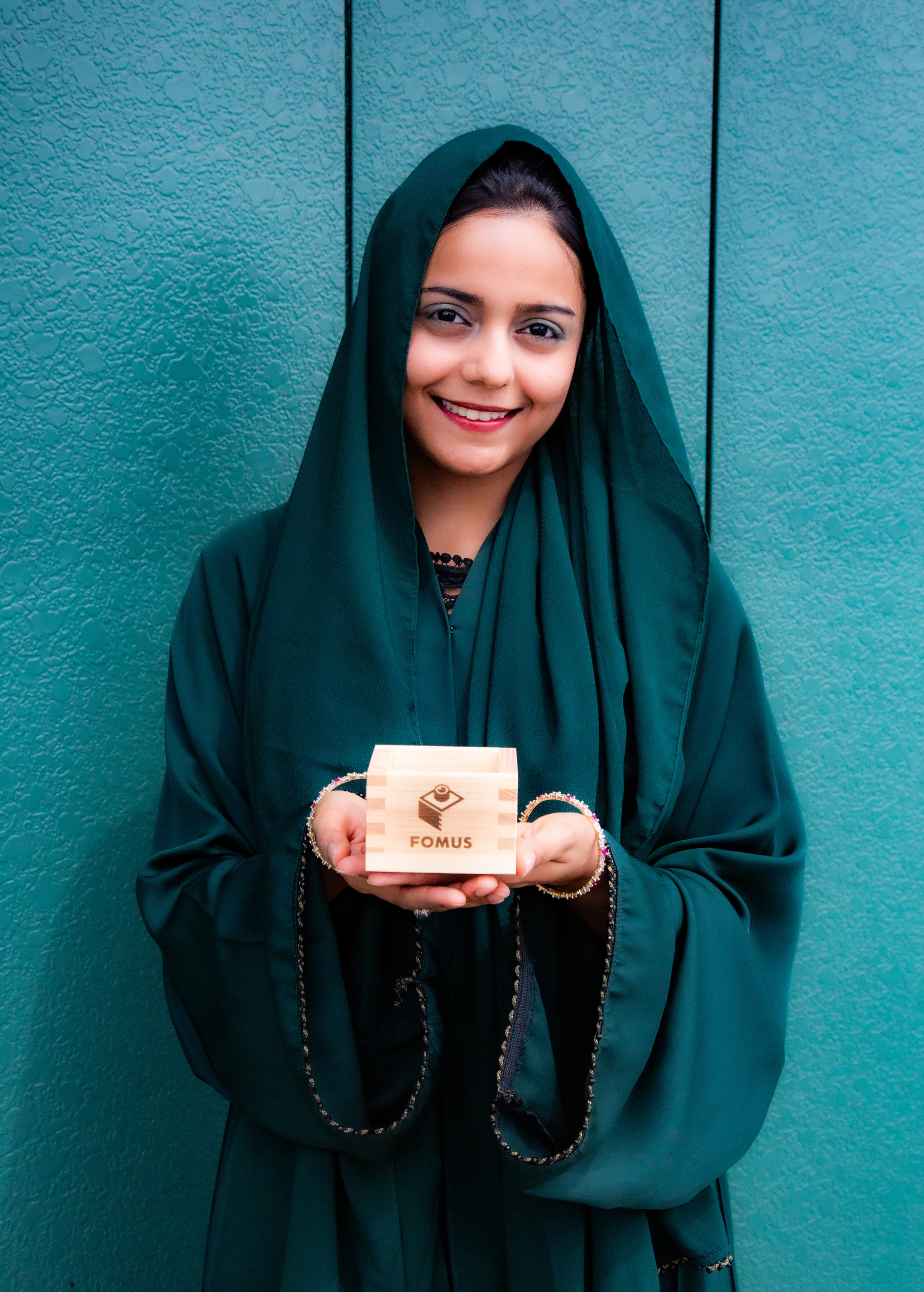 中東・ヒジャブ女性